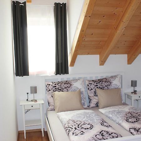 Ferienwohnung Earthloft 바트키르히하임 객실 사진